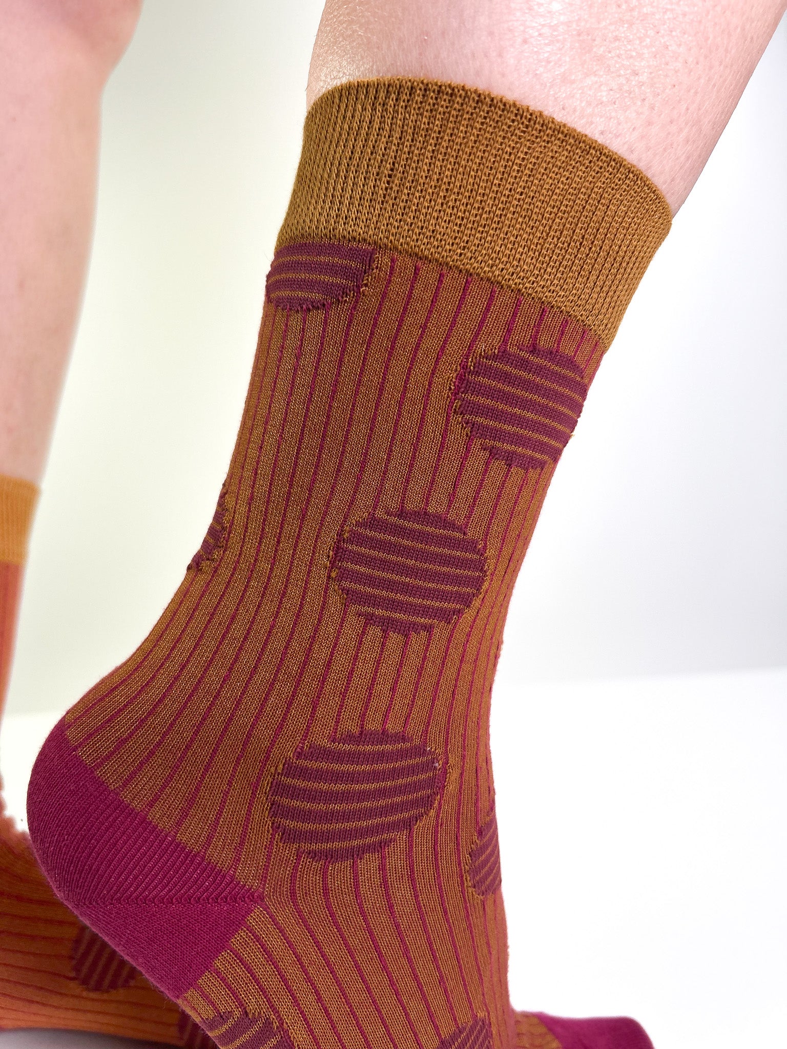 AUBURN - Chaussettes Côtelées à Pois Terracotta