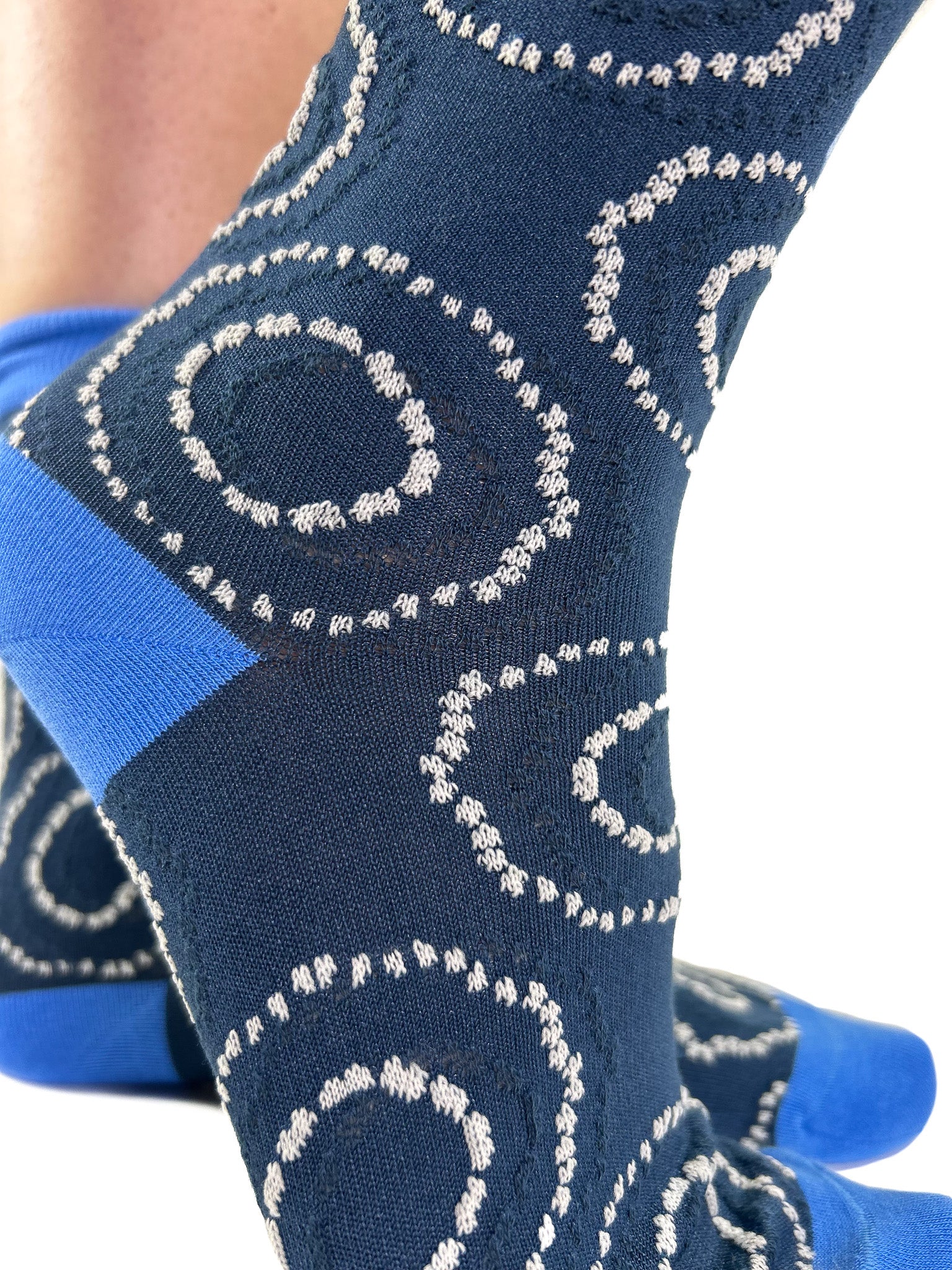 CIRCLE - Chaussettes à Motifs Orbitaux Indigo & Cyan