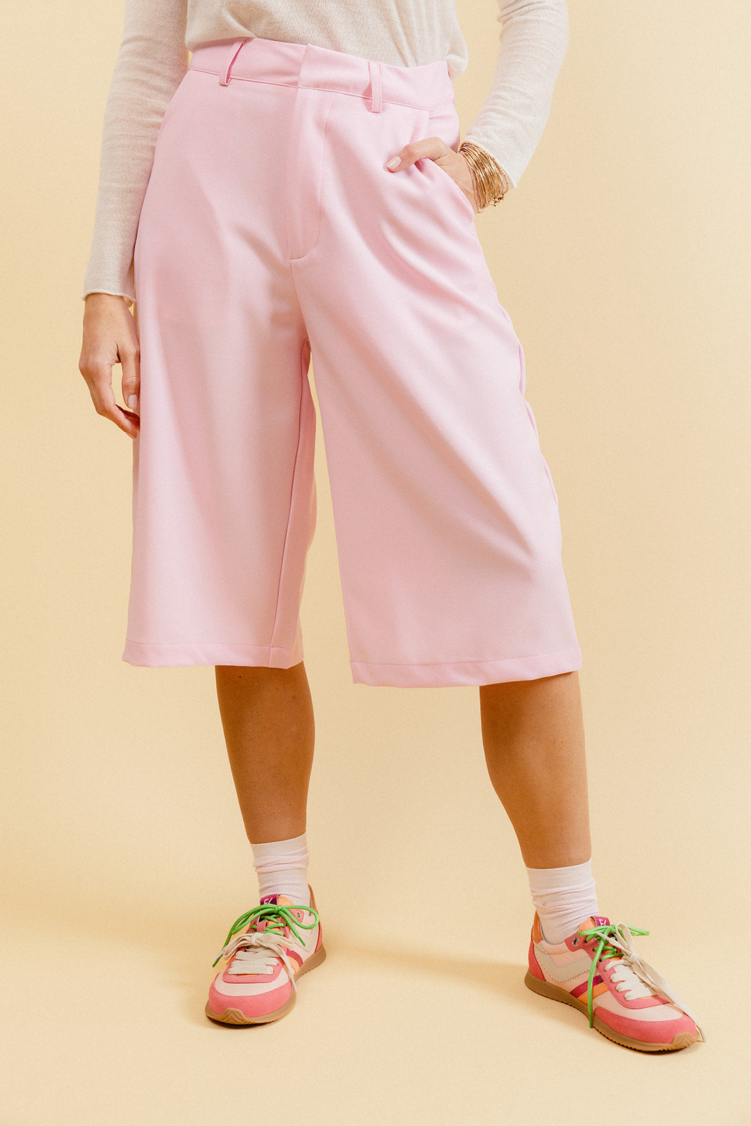 LORENZO – Bermuda Rose Taille Haute à Jambes Larges