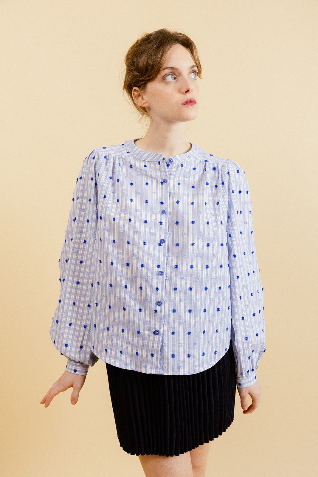 VALENTINA - Chemise Bleue à Rayures avec Broderies