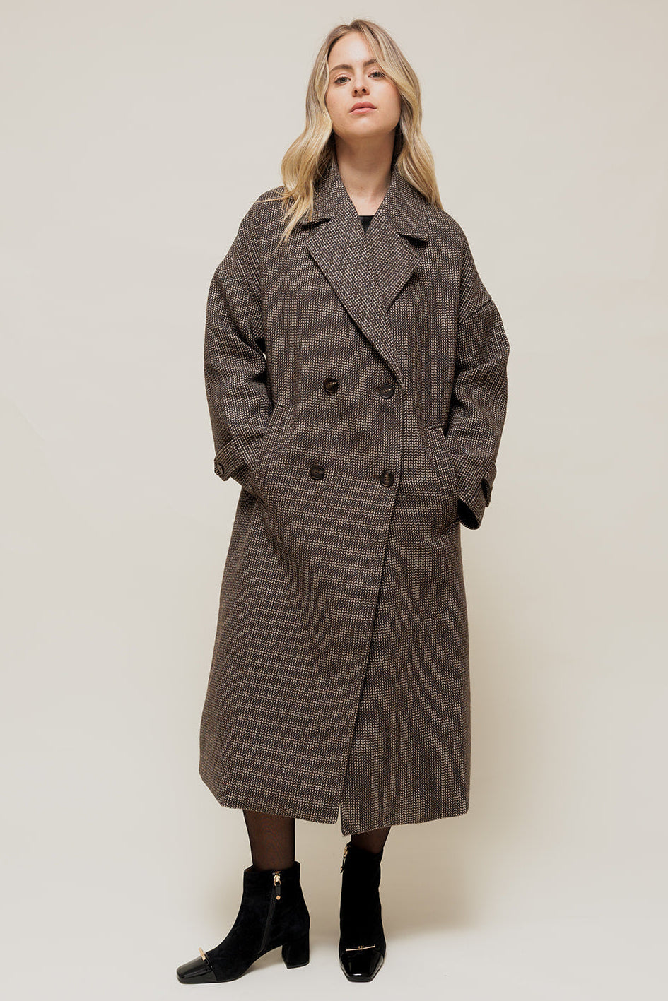 NORALY - Manteau Long Oversize en Chevron Gris à Double Boutonnage