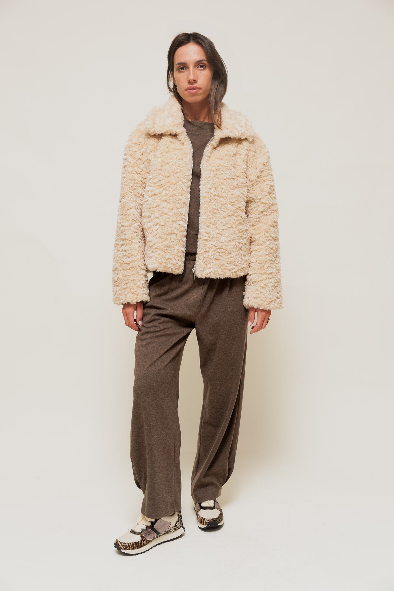 SELORIAH - Pantalon Coupe Large en Maille Sweat Marron