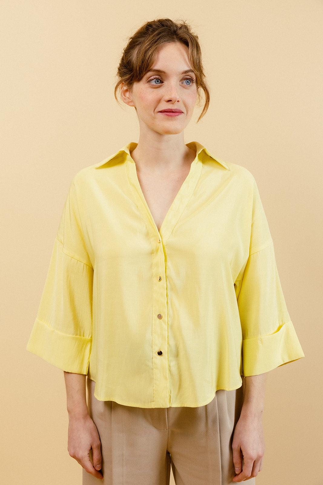 ÉLIA - Chemise Unie Jaune Femme Col V