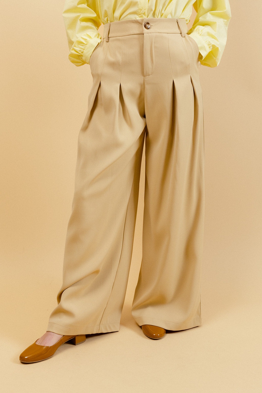 SOLÉA – Pantalon Uni Beige à Jambes Larges