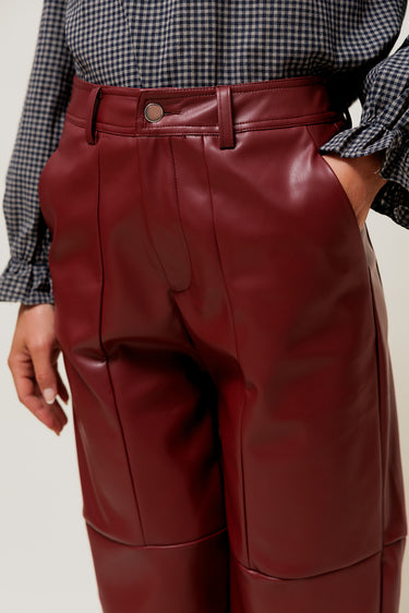 ANORIA - Pantalon en Simili Cuir Structuré Bordeaux