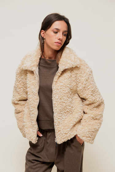 FÉLISSE - Manteau Court en Maille Bouclette Beige