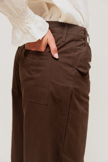 KELYNE - Pantalon Cargo Large en Toile de Coton Marron