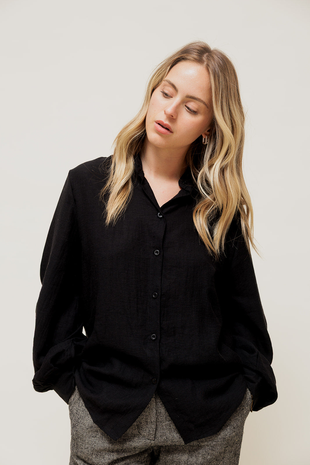 RARYNA - Chemise Fluide à Col Foulard Amovible Noir