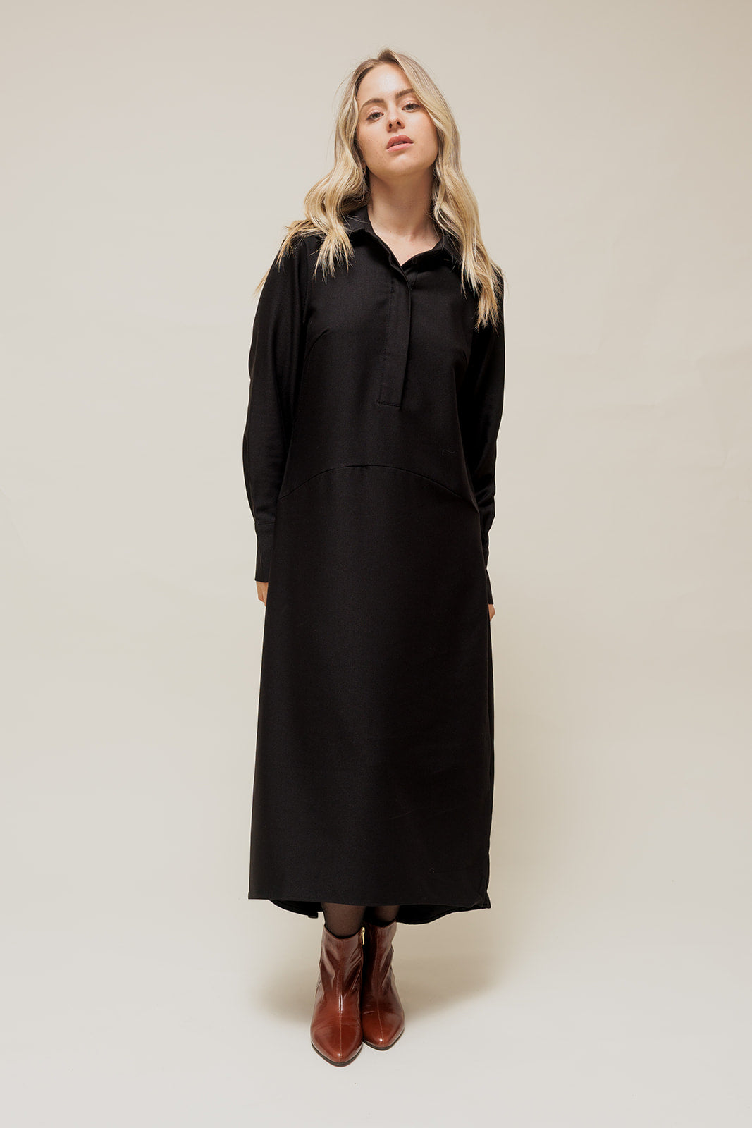 SORIANA - Robe Longue Noire Esprit Chemise Noir