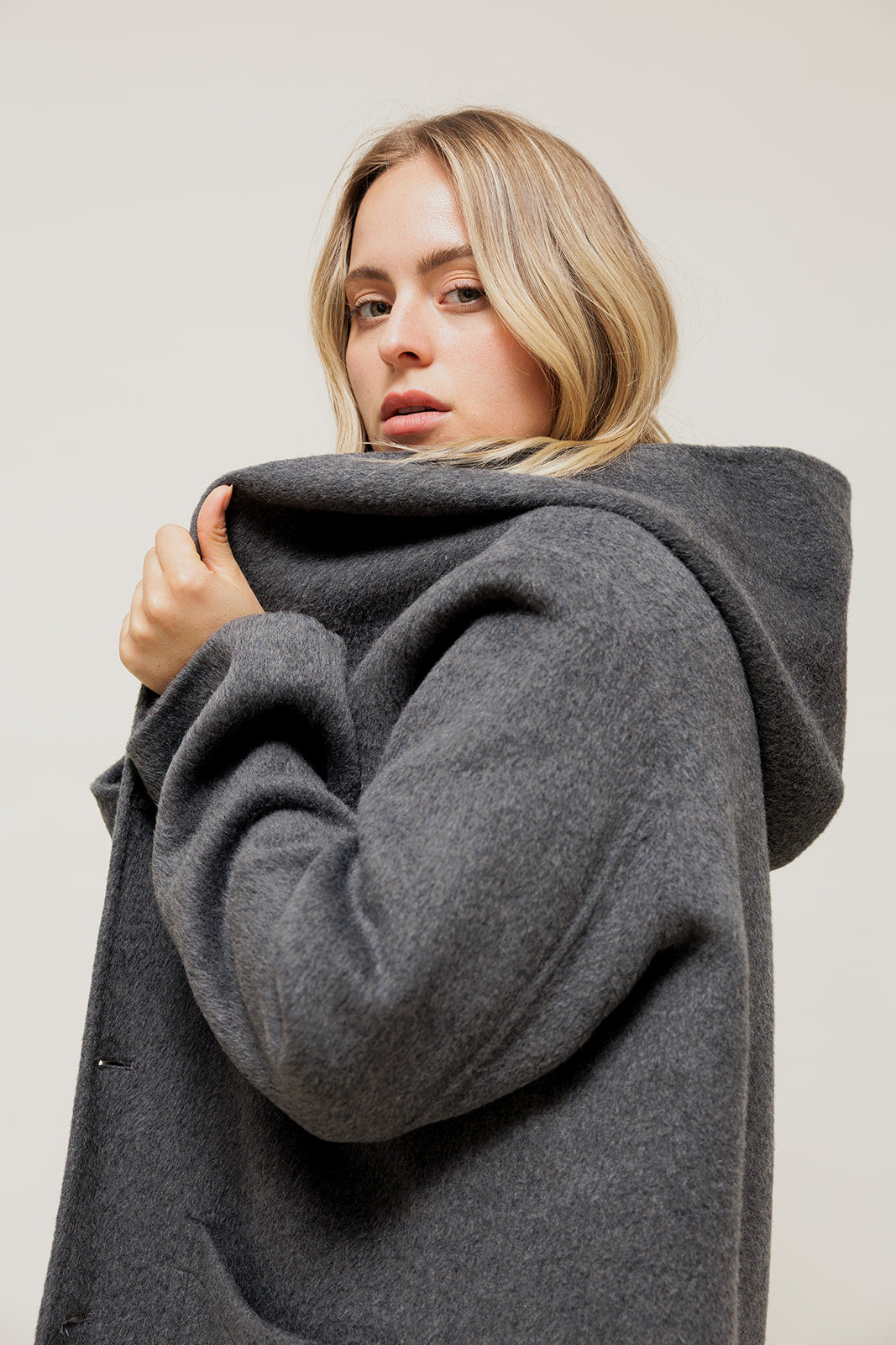 DORYSSA - Manteau Long en Laine à Capuche Gris