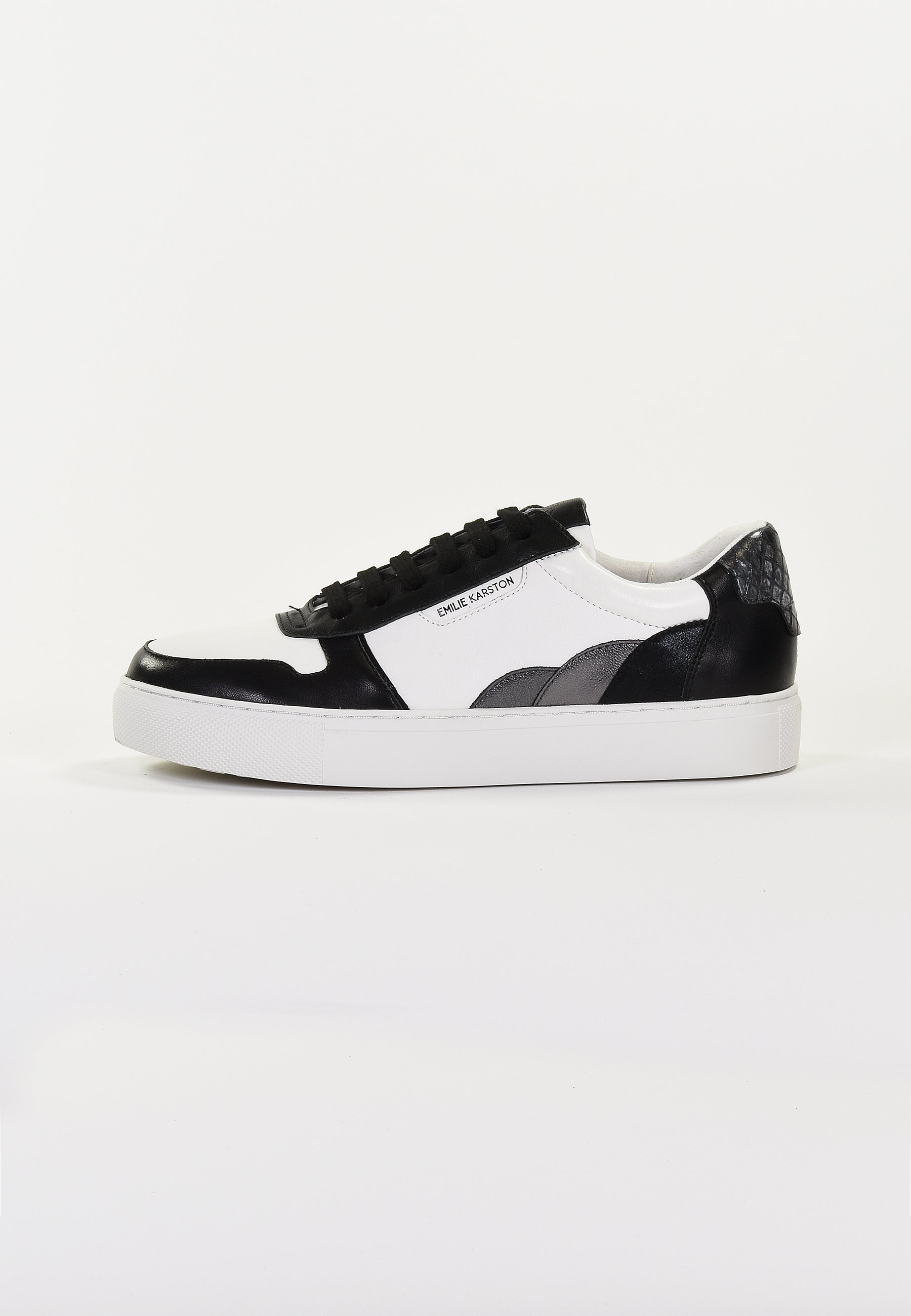 VECKA SNEAKERS - Black